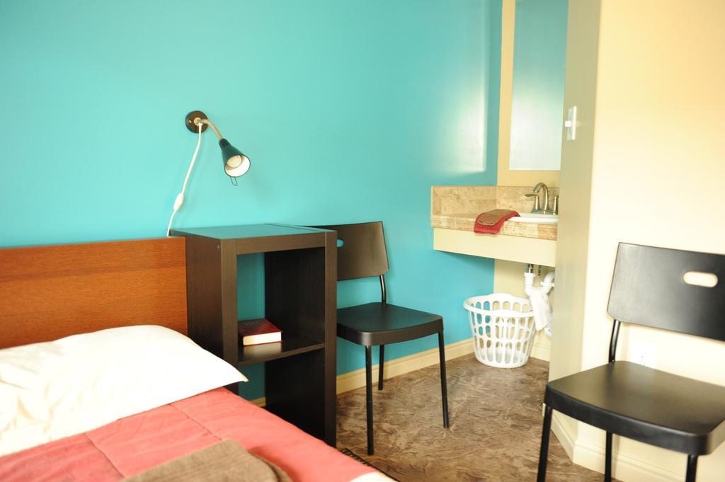 Camelot Inn At Honeyville Quarto foto