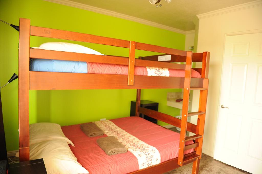 Camelot Inn At Honeyville Quarto foto