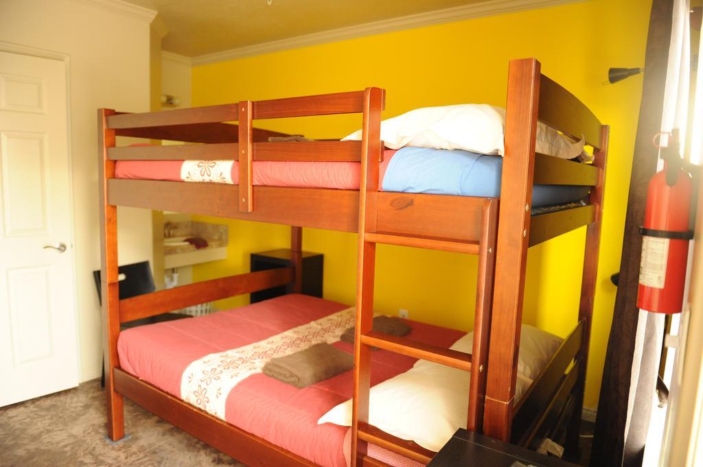 Camelot Inn At Honeyville Quarto foto