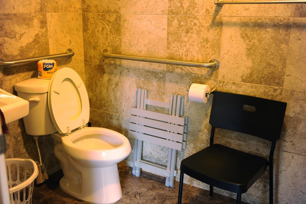 Camelot Inn At Honeyville Quarto foto